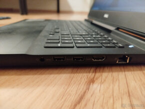 Dell Inspiron 15 Gaming - 4