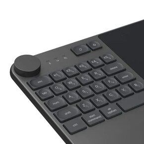 Nový grafický tablet Huion Inspiroy Keydial KD200 - 4