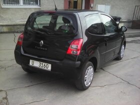 renault twingo 12 43kw r.v.8-09 138000km - 4