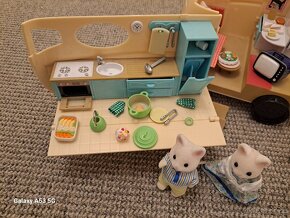 Sylvanian Families - karavan s autem - 4