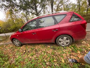 kia ceed 1.4 80kw - nepojízdné - 4