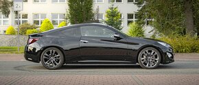 Hyundai Genesis Coupe - 4