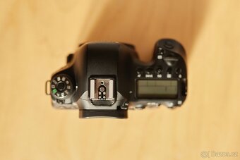 Canon 6D Mark II - 4