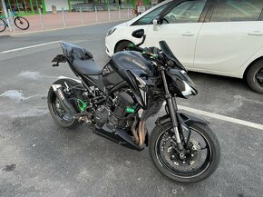 Kawasaki Z900 - 4