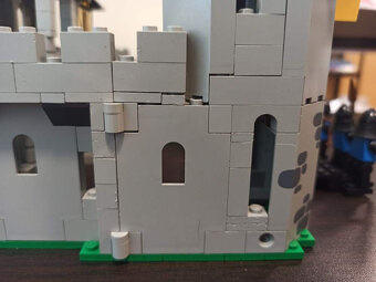 LEGO Castle 6074  Black Falcon's Fortress - 4