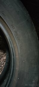 Pneu 235/60R18 - 4