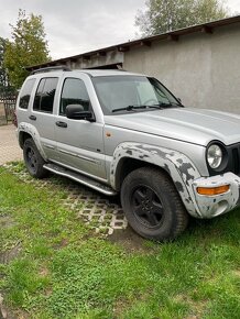 Jeep Cherokee 2,5CRDI - 4