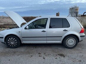 Prodám na opravu nebo náhradní díly VW Golf IV - 4