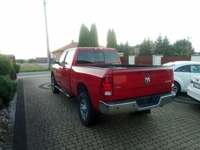 Dodge RAM 2500 - 4