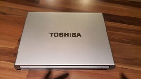 Ultralehký notebook Toshiba Portégé A600-133 - 4