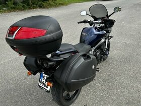 Yamaha Fazer 600 - 4