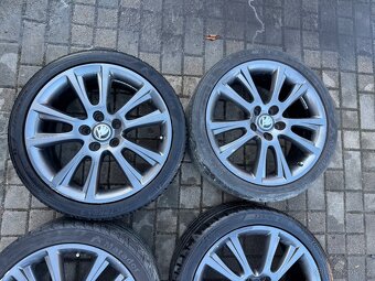 ORIGINÁL Alu Škoda Zenith R18, 5x112 - LETNÍ PNEU - 4