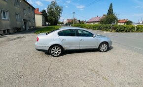 VW PASSAT B6 2,0 TDI 103 KW - 4