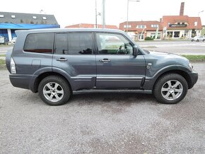 Mitsubishi Pajero 3,2 Di-D Aut. 4x4 Kůže 7.míst ČR 2006 - 4