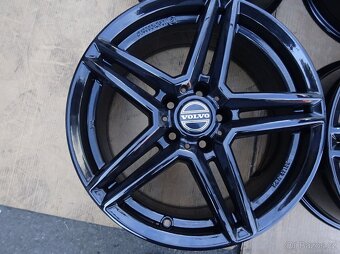 Alu disky černé na Volvo, Ford, 17", 5x112, ET 42, šíře 8J - 4