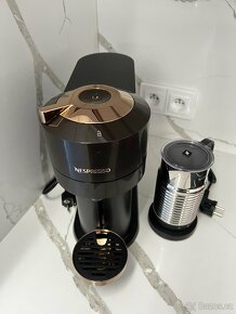 Nespresso Vuerto + napěnovač Nespresso Aeroccino 4 - 4