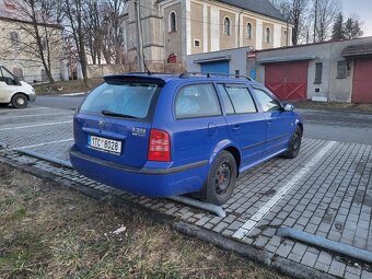 Škoda Octavia kombi 1 1.6i 75kw - 4