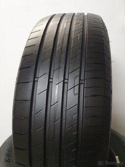 4x ZÁNOVNÍ 215/60 R17 Letní pneu Goodyear Efficient Grip - 4