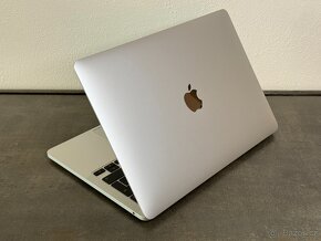 MacBook Pro 13" 2020 M1 Silver / 16GB / 256GB SSD - 4