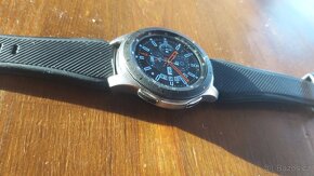 Prodam Samsung Galaxy Watch 46mm - 4