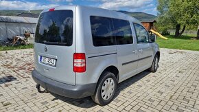 Prodám VW Caddy 1.6TDI DSG - 4