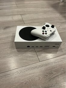 Xbox series s a k tomu ovladač - 4