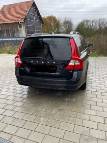 Volvo V70 D5 Summum - 4