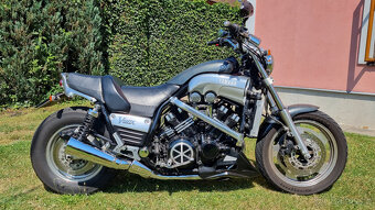 YAMAHA V-MAX 1 200 - 4