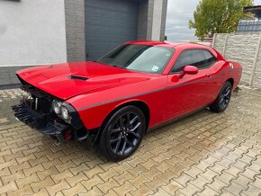 Dodge Challenger 3.6  dovuz USA  startuje a jezdi - 4