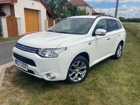 Mitsubishi Outlander 2.0 PHEV málo najeto bez koroze automat - 4