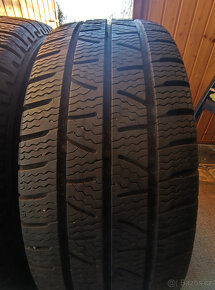 ZIMNÍ PNEU PIRELLI A LAUFENN 225/65/16C-4KS - 4