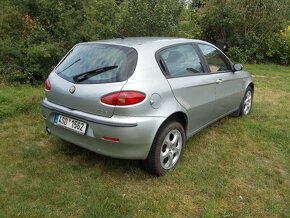 Alfa Romeo 147 1.9 jtd 16V - 4