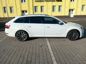 Superb 2.0 TDI DSG Combi Laurin&Klement - 4