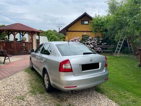 ŠKODA OCTAVIA II FACELIFT 1,9 TDi, ČR, SERVISNÍ KNIHA, DPH - 4