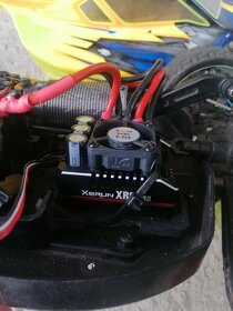 Závodní RC 1/8 elektro Kyosho Inferno MP9e -4WD JAPAN - 4