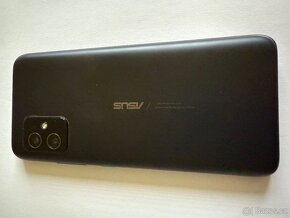 Asus Zenfone 8 - 4