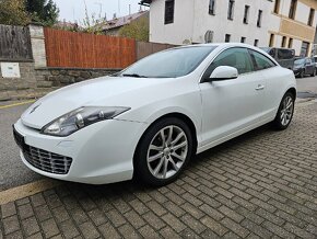 Renault Laguna coupé 2.0dci 110kW 2010 - 4