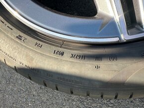 5x112 r19 235/50r19 amg Mercedes - 4