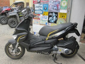 Gilera Runner 125 ST - 4