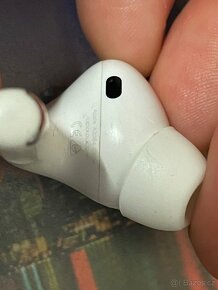 Apple Airpods Pro 1 - jedno sluchátko - 4