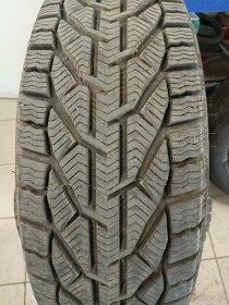 Prodám Zimní pneu 195/60R15 88H - 4