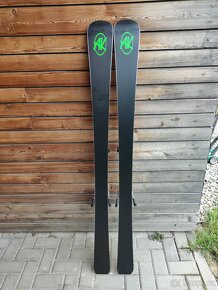 Prémiové švýcarské lyže AK GREEN, 160cm, TOP STAV - 4