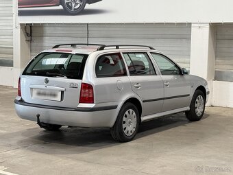 Škoda Octavia 1.6i ,  75 kW benzín, 2009 - 4