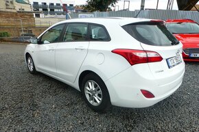 Hyundai i30 Combi 1.6CRDi,81kw,2016,ČR,2maj.-21%DPH - 4