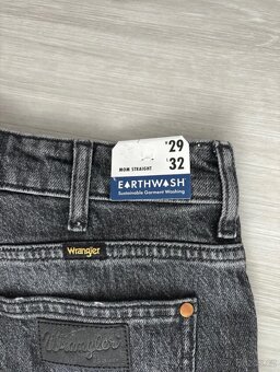 Džíny Wrangler - mom straight jeans, W29/L32 - 4