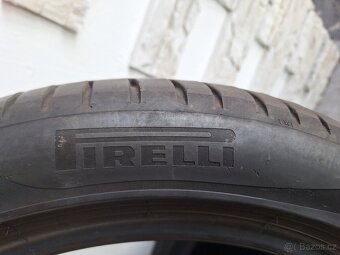 Prodám letní pnu 225/45/18 PIRELLI P7 CINTURATO - 4