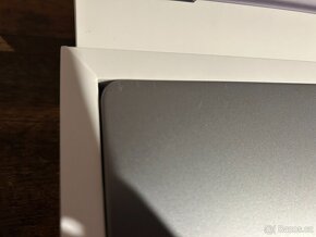 Apple MacBook PRO 14” 2021 M1 512GB/16GB - krásný displej - 4