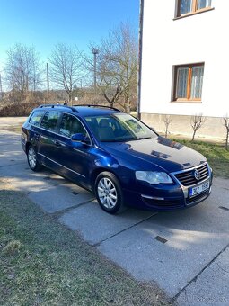 Volkswagen Passat - 4