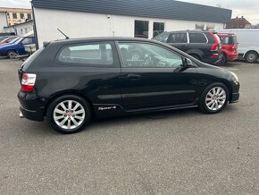 Honda Civic 1.4i 66 KW - 4