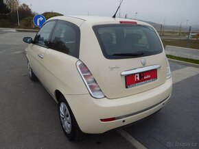 Lancia YPSILON 1.4i, 57 kW, Aut.Klima, TOP Výbava - 4